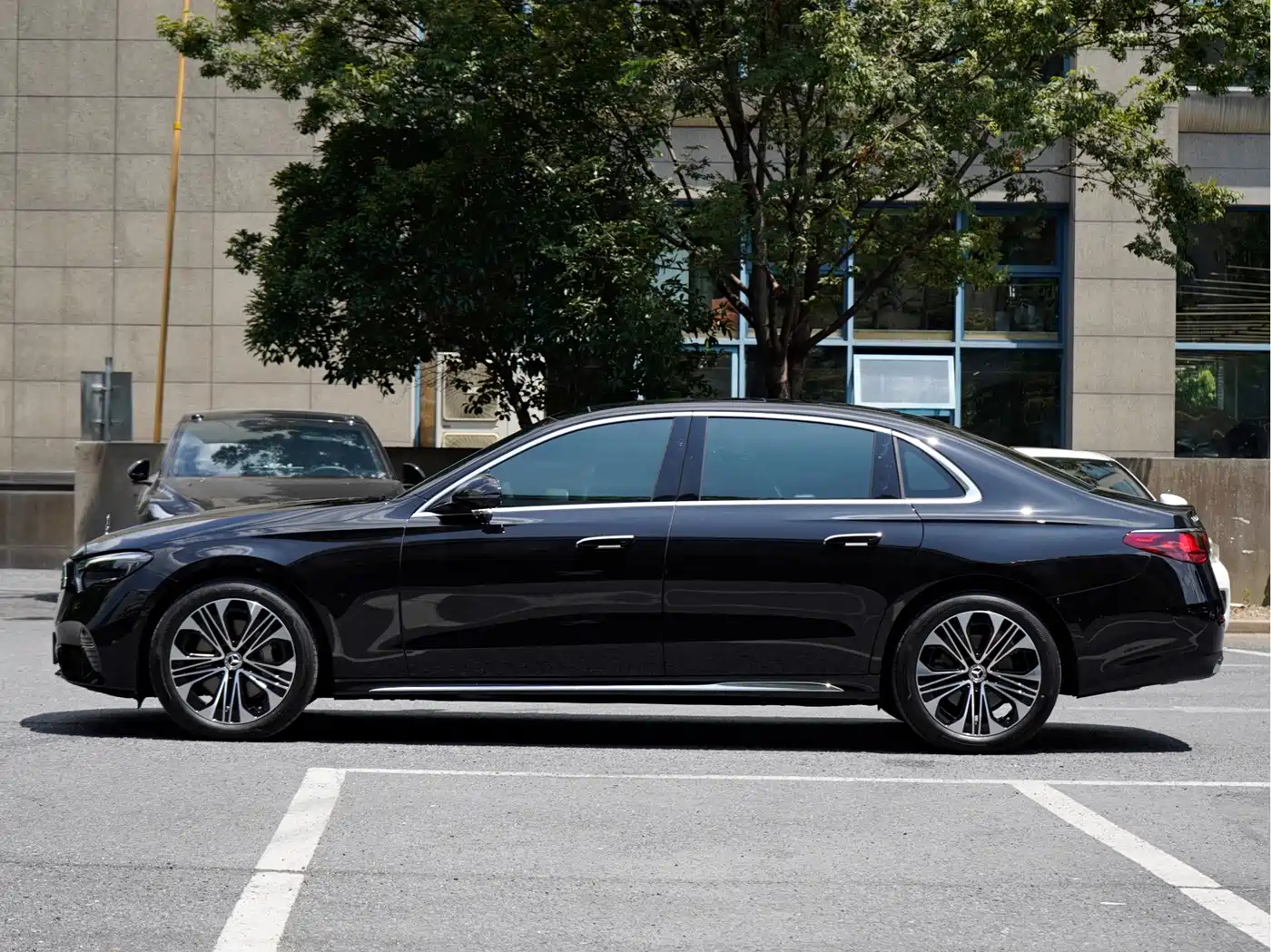 Mercedes-Benz E-Class 2026 2026 E 300 L Luxury