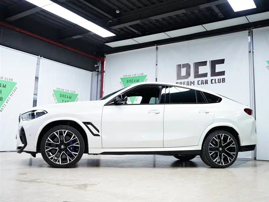 BMW X6 M 2022 X6 M фото 51