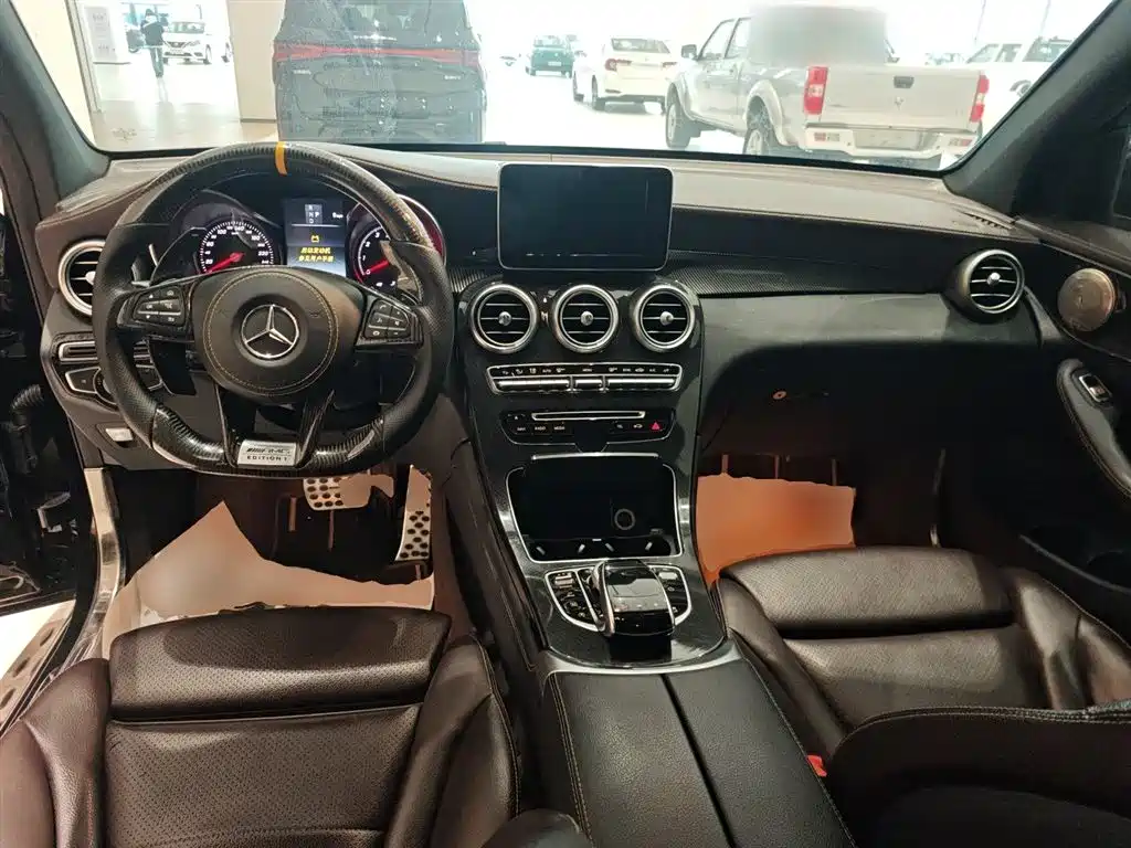 Mercedes-Benz GLC 2018 Facelift GLC 200 4MATIC фото 12