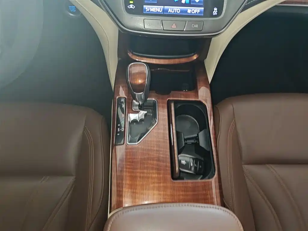 Toyota Crown 2015 2.0T Pioneer фото 13
