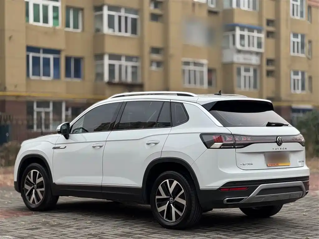 Volkswagen Tayron 2023 300TSI 2WD Luxury Plus Advanced Edition фото 6