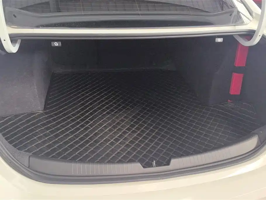 CHEVROLET MAI RUIBAO XL