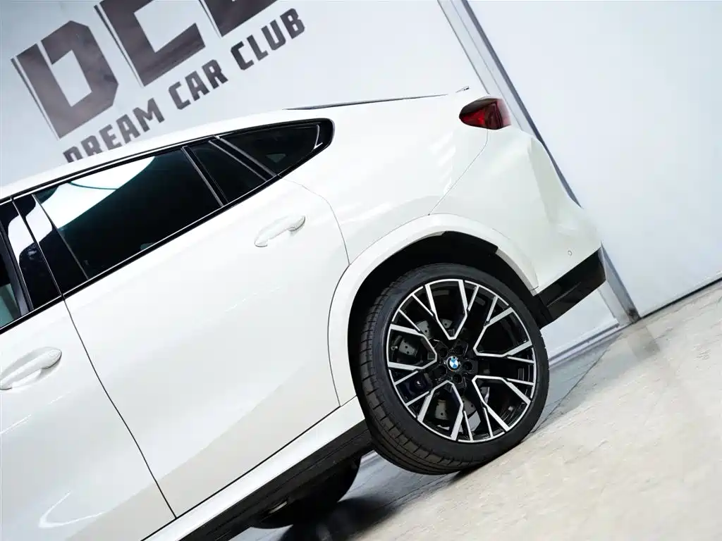 BMW X6 M 2022 X6 M фото 52