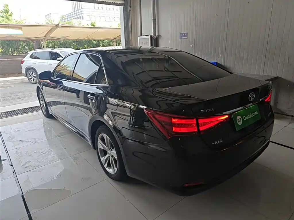 Toyota Crown 2015 2.0T Pioneer фото 5