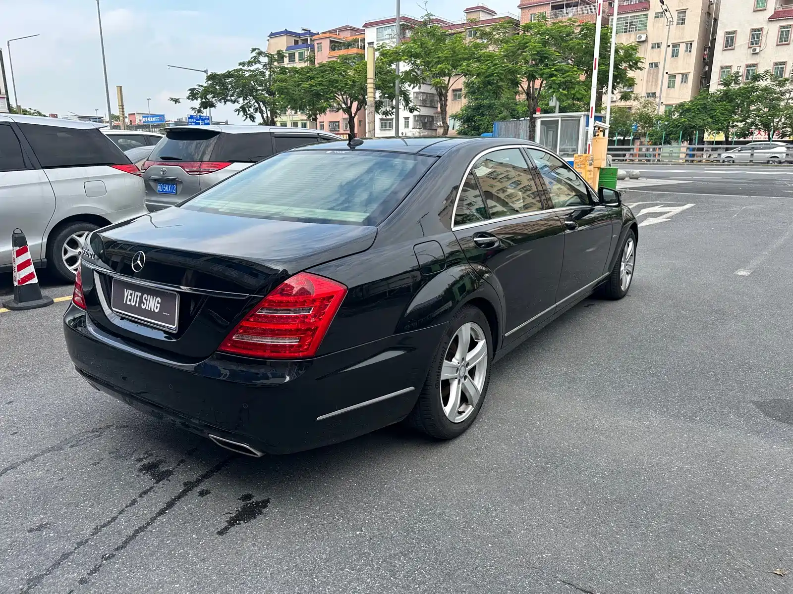 Фото 11 - Mercedes-Benz S-Class