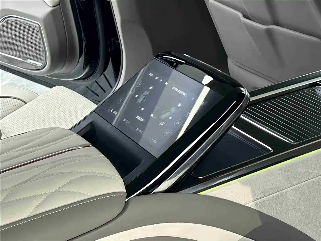 Hongqi H9 2022 3.0T H9+ Excellence Custom Edition фото 16