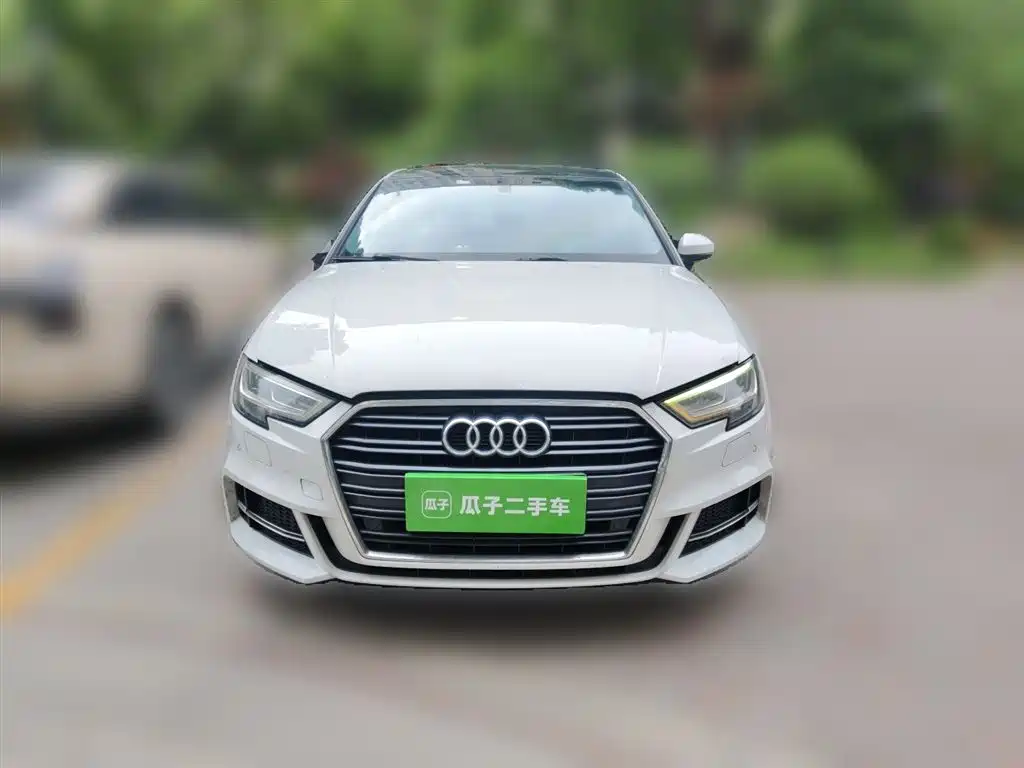 Audi A3 2019 Limousine 35 TFSI Fashion China V фото 2