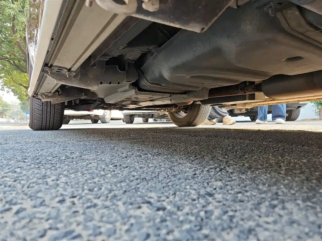 Toyota RAV4 Rongfang 2016 2.0L CVT 2WD Trend (China V) фото 18