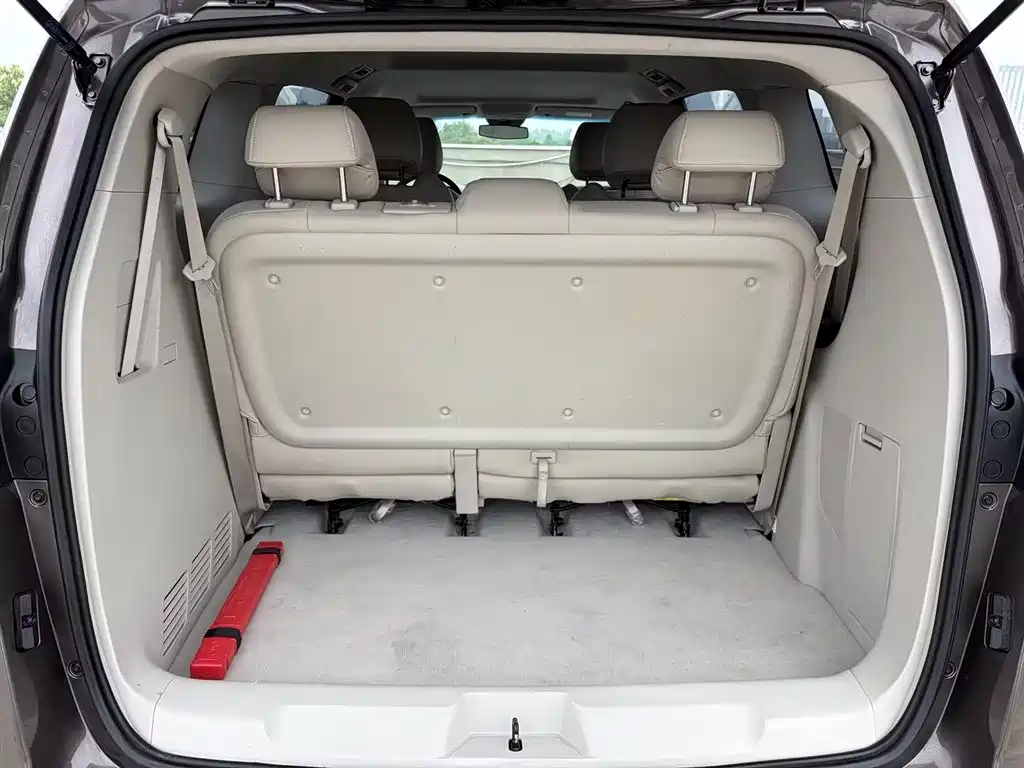 Buick GL8 2022 Land Business Class 652T Comfort фото 17