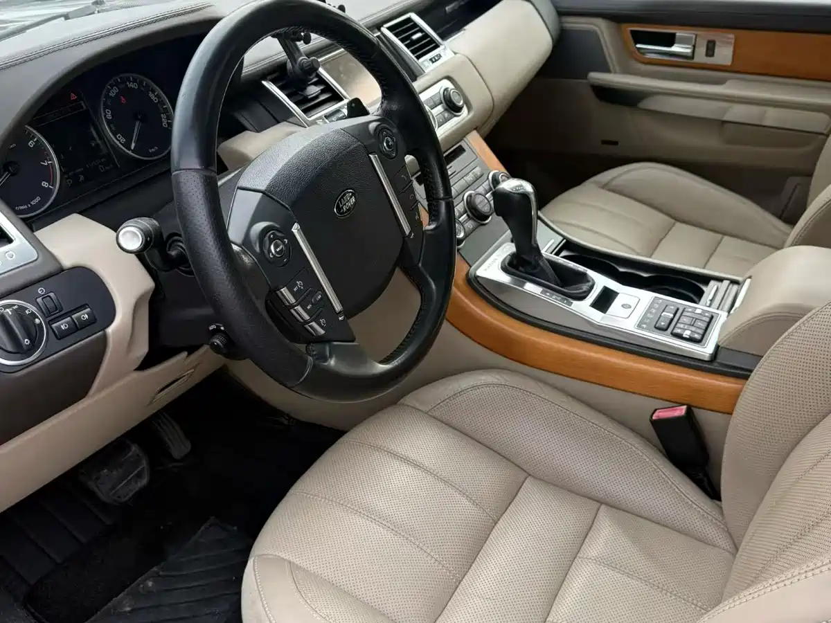 Фото 7 - Land Rover Range Rover Sport