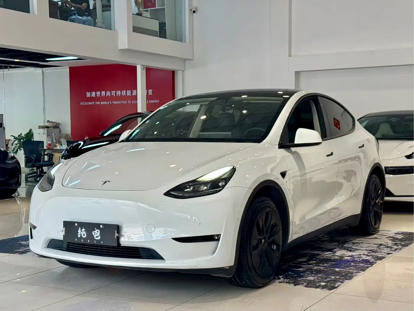 Tesla Model Y 2021