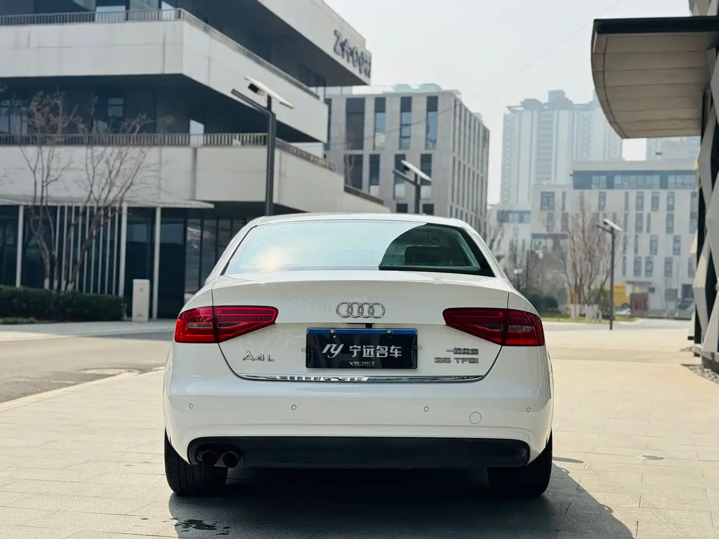 Audi A4L 2013 35 TFSI Automatic Comfort фото 21