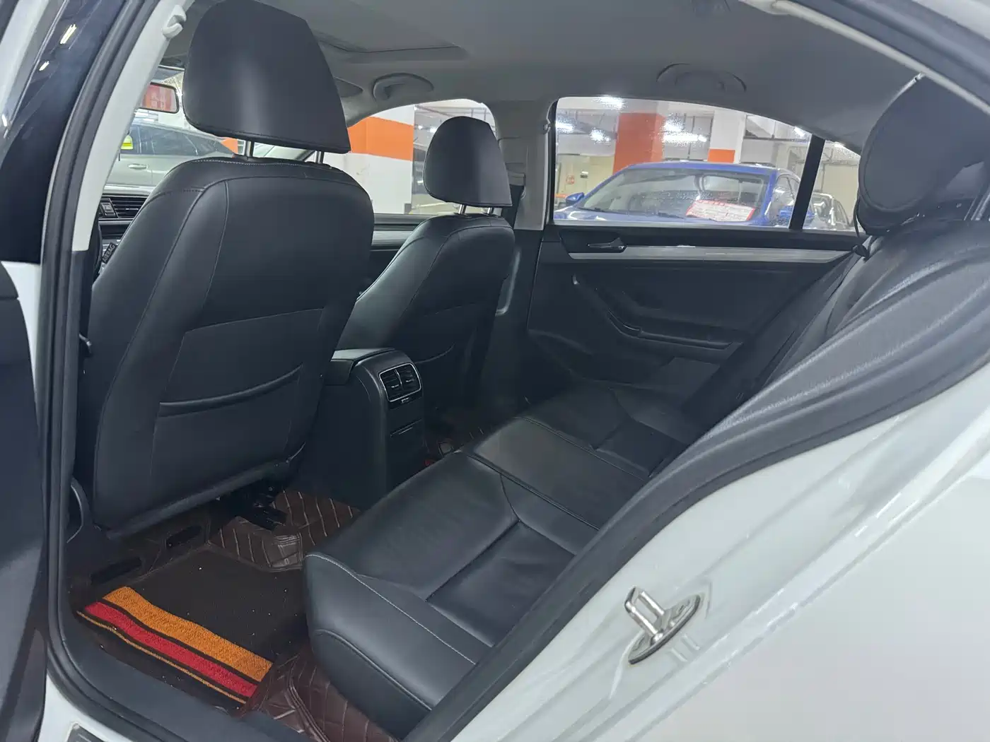 Volkswagen Sagitar 2015 230TSI Automatic Comfort фото 5