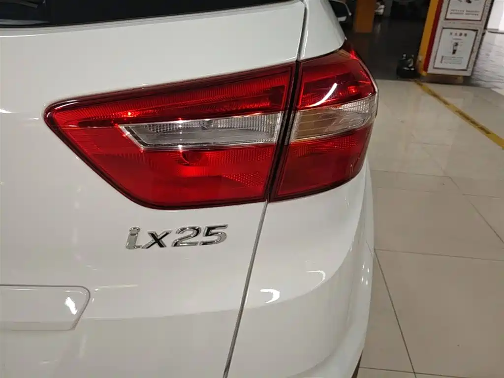Hyundai Beijing Hyundai ix25 2015 1.6L Automatic 2WD Smart GLS фото 8