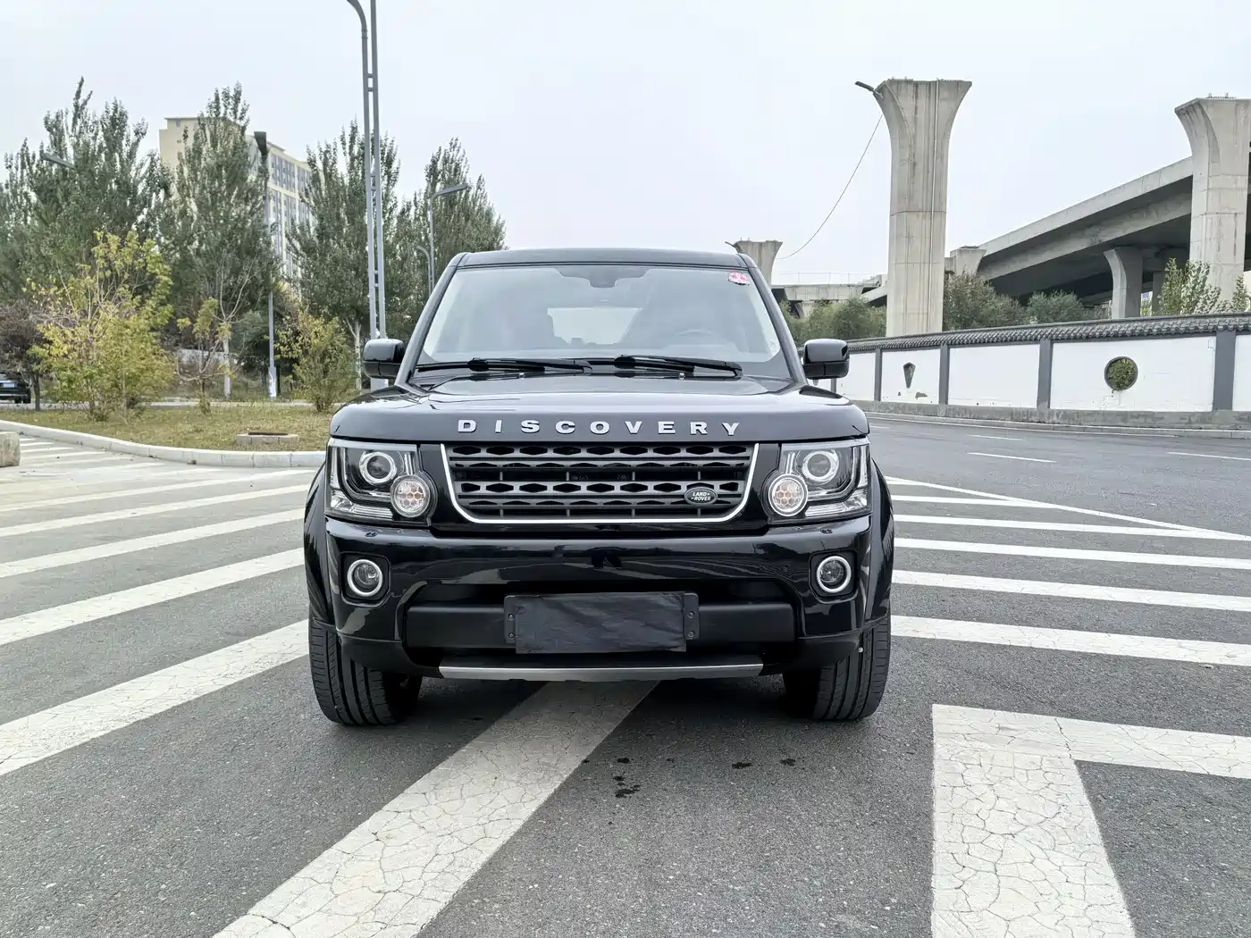 Land Rover Discovery 2011 3.0 SDV6 HSE Diesel фото 2