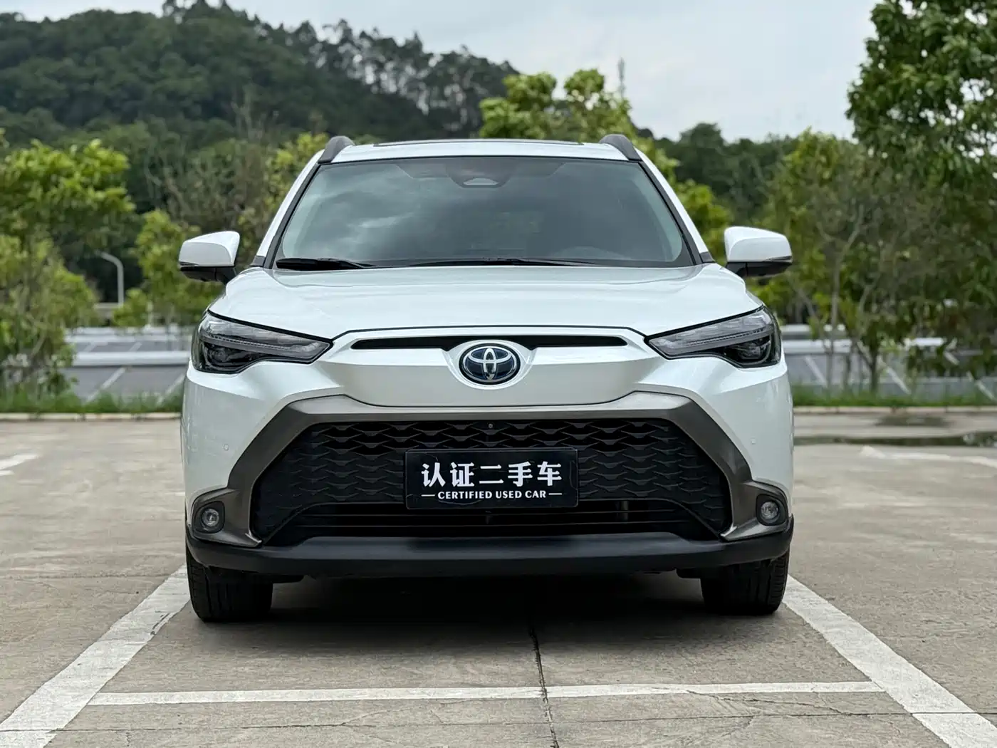 Toyota Frontlander 2023 2.0L Smart Hybrid Dual Engine Prestige Edition фото 2
