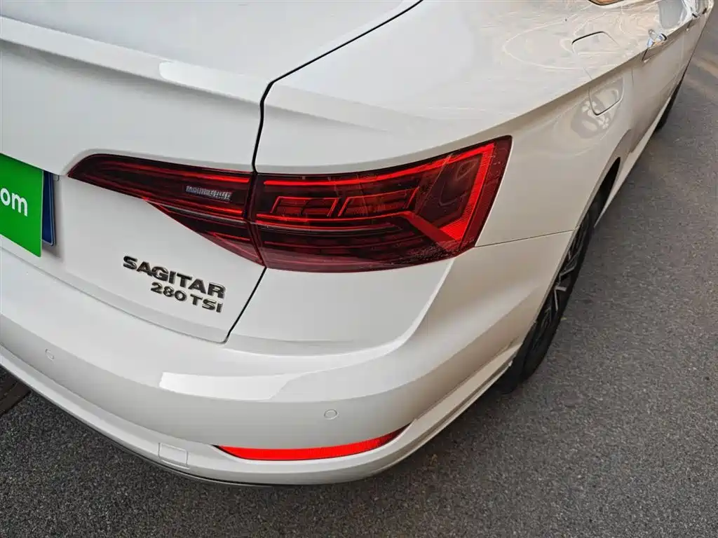 Volkswagen Sagitar 2021 280TSI DSG Comfort Smart Connect Edition фото 23