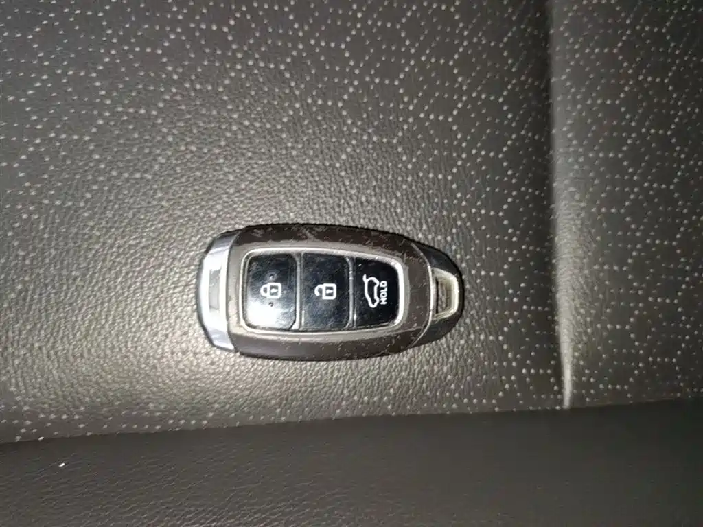 Hyundai Beijing Hyundai ix35 2018 2.0L Automatic 2WD Zhiyong·Enjoyment Edition фото 9