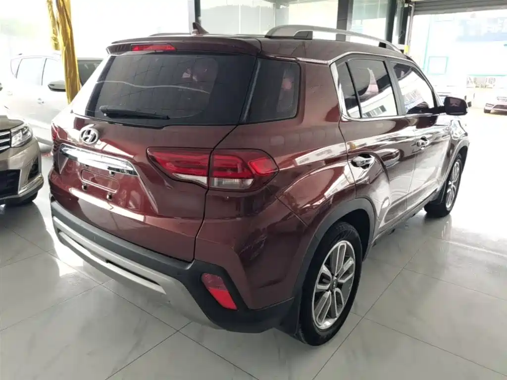 Hyundai Beijing Hyundai ix35 2018 2.0L Automatic 2WD Zhiyong·Enjoyment Edition фото 7