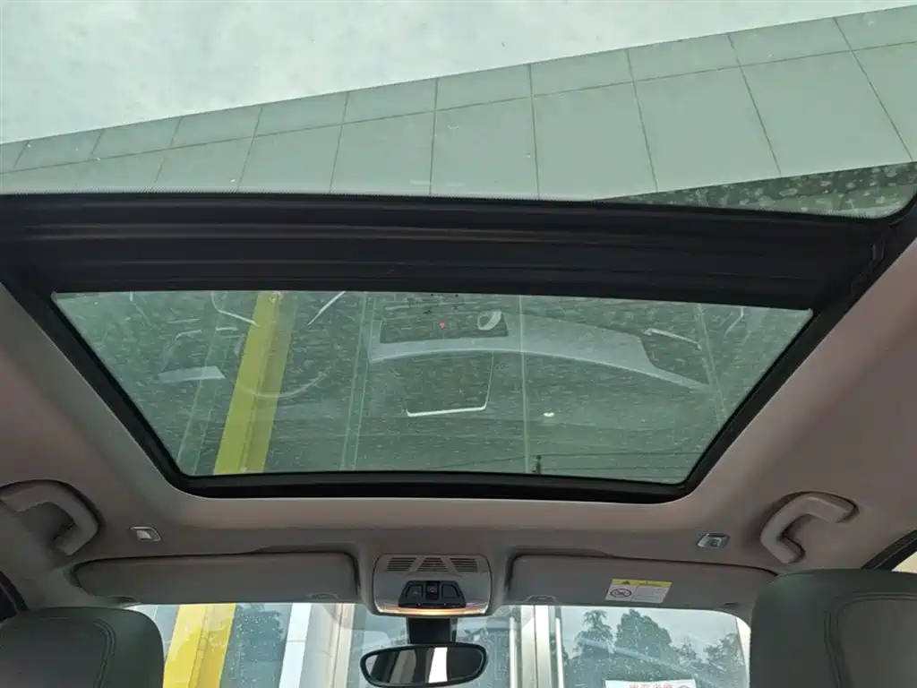 BMW X1 2018 sDrive20Li Leading Model фото 18