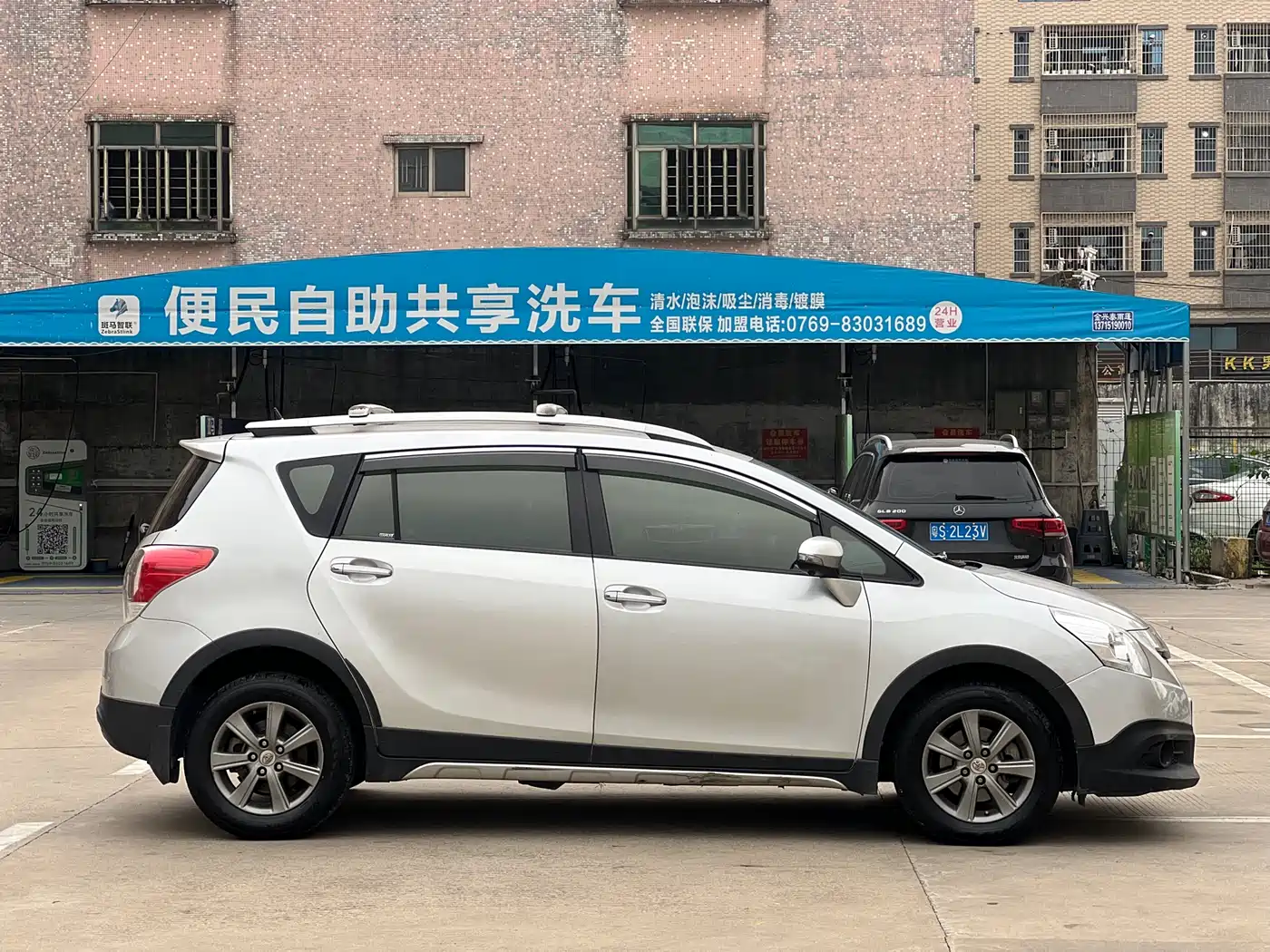 Toyota E'Z 2015 180E CVT Crossover Edition фото 11