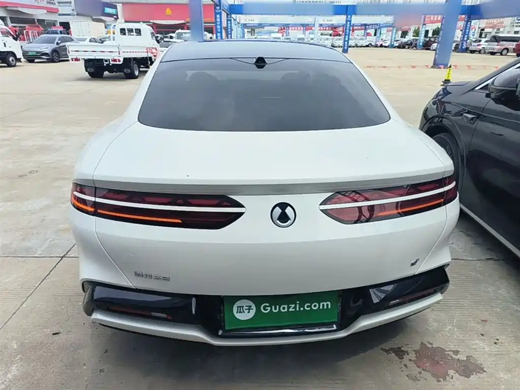 Denza Z9 2024 Model 1100km AWD Max Edition фото 6