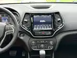 Photo 14 - Jeep Cherokee