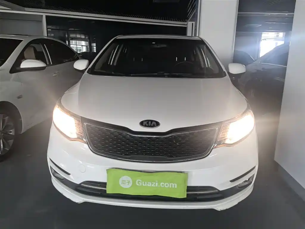 Kia K2 2015 Sedan 1.4L MT GLS фото 3