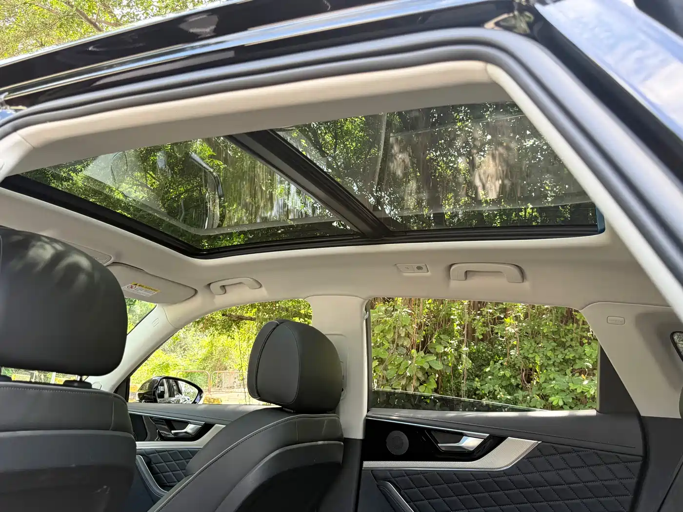 Hongqi HS5 2019 2.0T Smart Connect Enjoy Edition фото 15