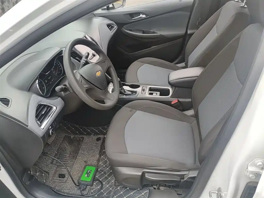 Chevrolet Cruze 2017 1.5L Automatic Pioneer Sunroof фото 15