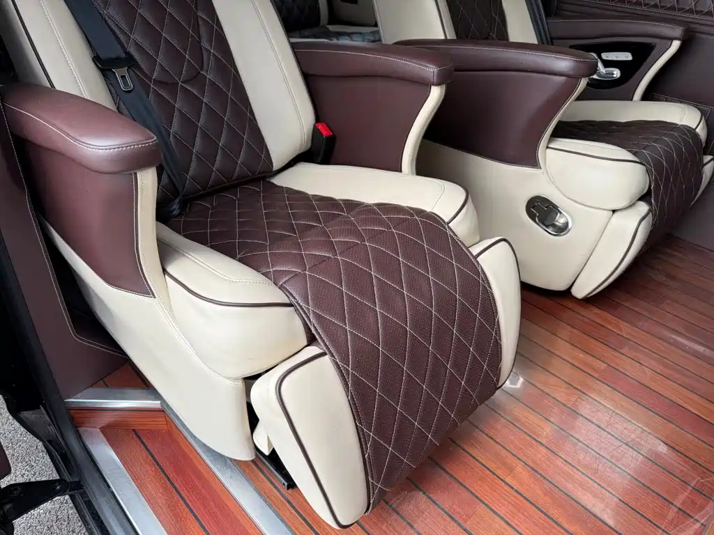 Volkswagen Caravelle 2019 2019 2.0TSI 4WD Luxury 7-seater