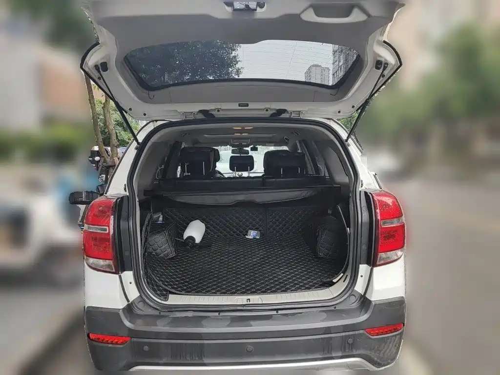 Chevrolet Captiva 2016 2015 2.4L 2WD Urban Edition 5-seater