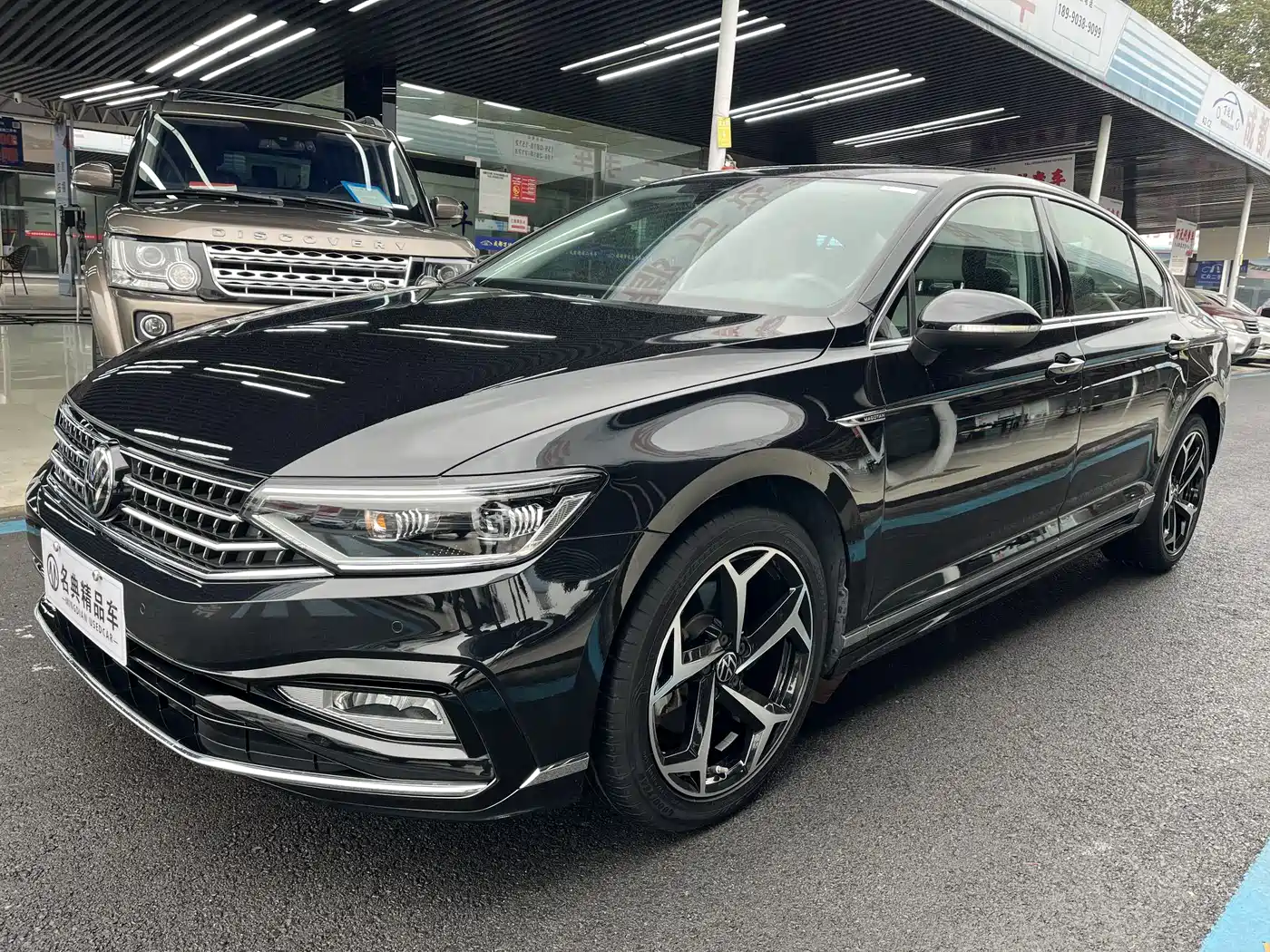 Volkswagen Magotan 2023 Model 2 Million Commemorative Edition 330TSI DSG Luxury