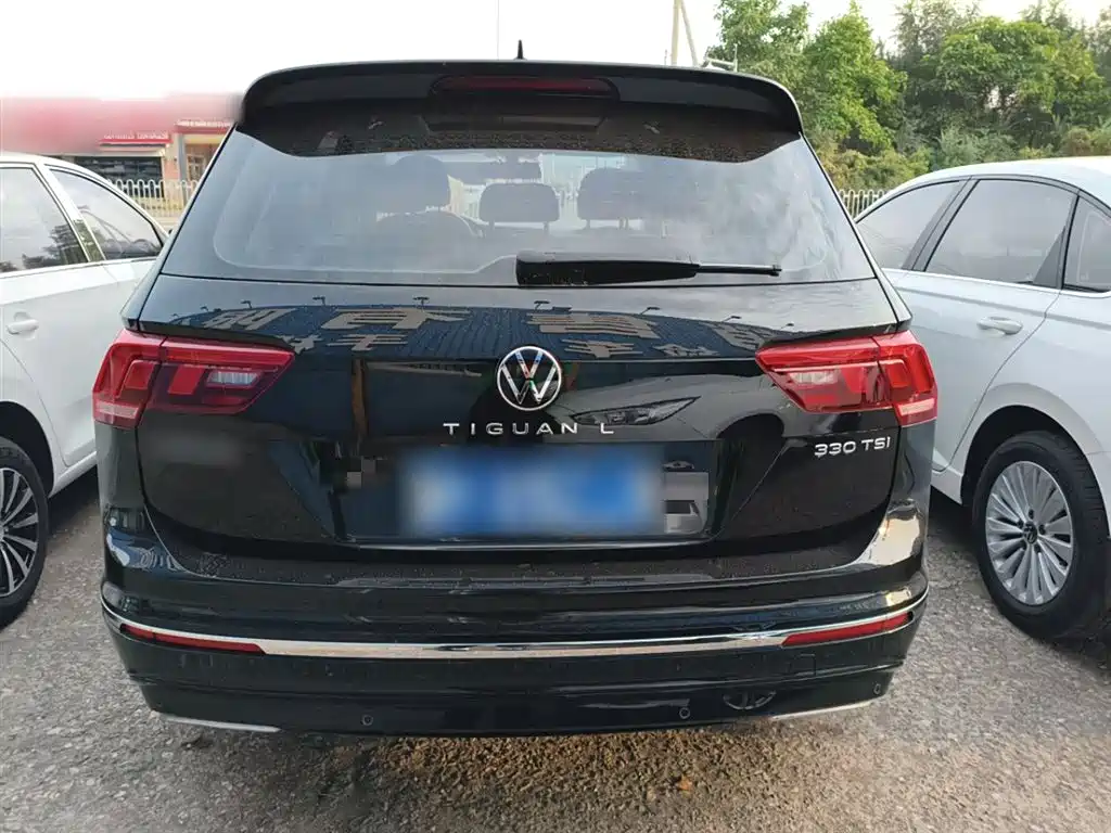 Volkswagen Tiguan L 2021 330TSI Automatic 2WD R-Line Premium фото 26