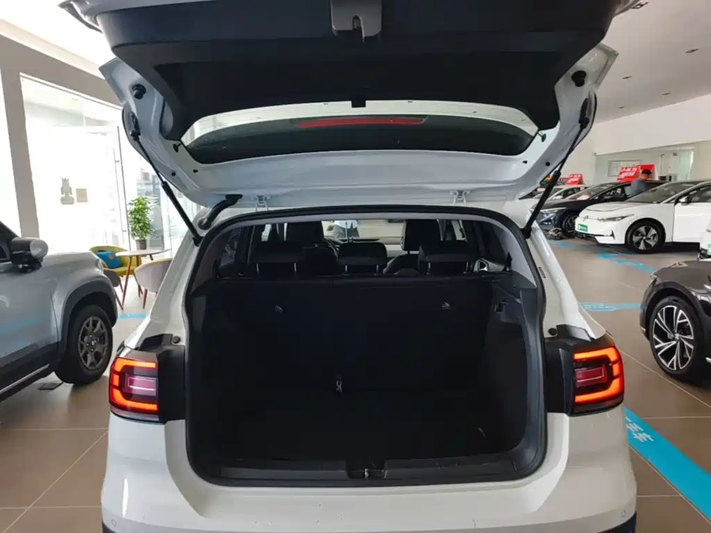 Volkswagen Tanying 2024 2023 Model 200TSI DSG Joy Smart Connect Edition