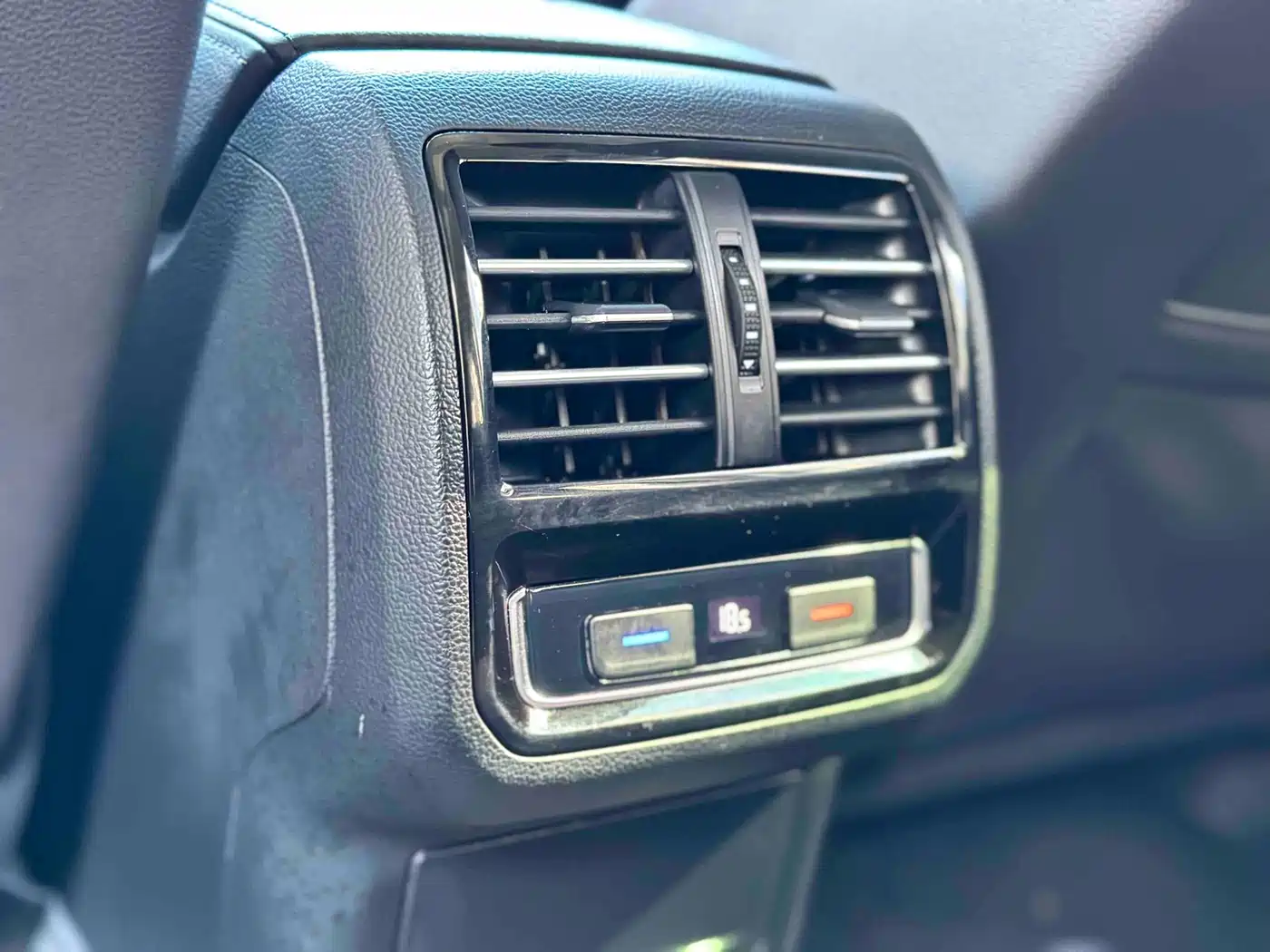 Volkswagen Weilan 2018 380TSI 2WD Comfort Edition фото 20