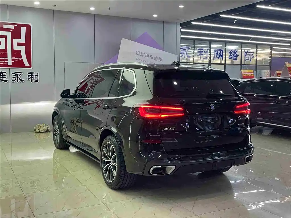 BMW X5 2022 Facelift xDrive 30Li Premium M Sport Package фото 6