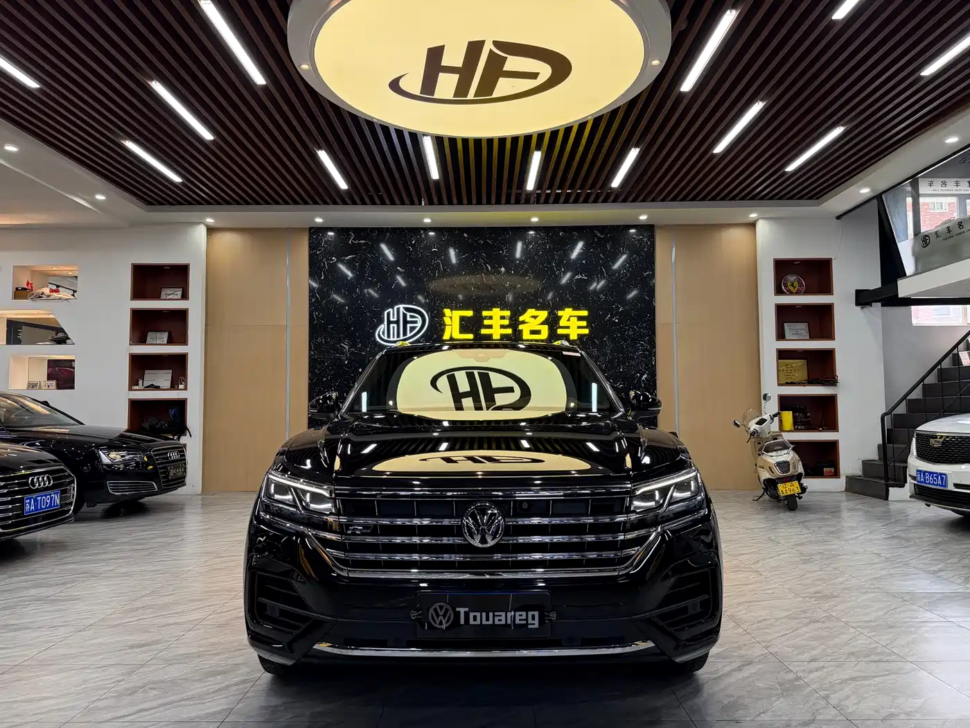Volkswagen Touareg 2019 3.0TSI Sharp Wisdom Edition China V фото 2
