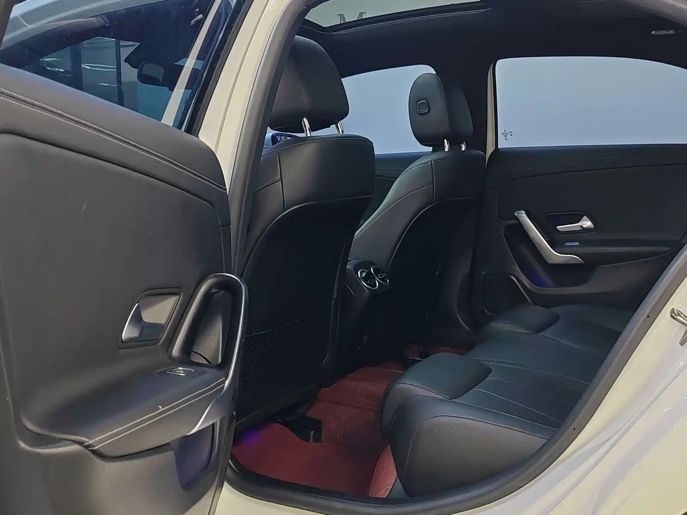 Mercedes-Benz A-Class 2022 A 200 L Sport Sedan Style фото 11