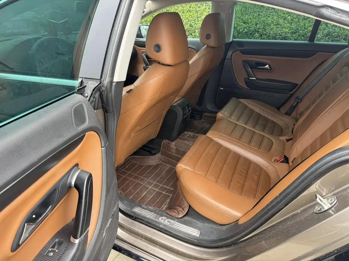 Volkswagen FAW-Volkswagen CC 2012 Model 2.0TSI Premium фото 5