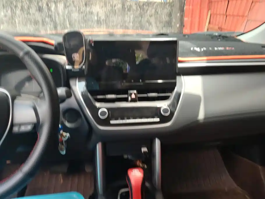 TOYOTA FENGLANDA