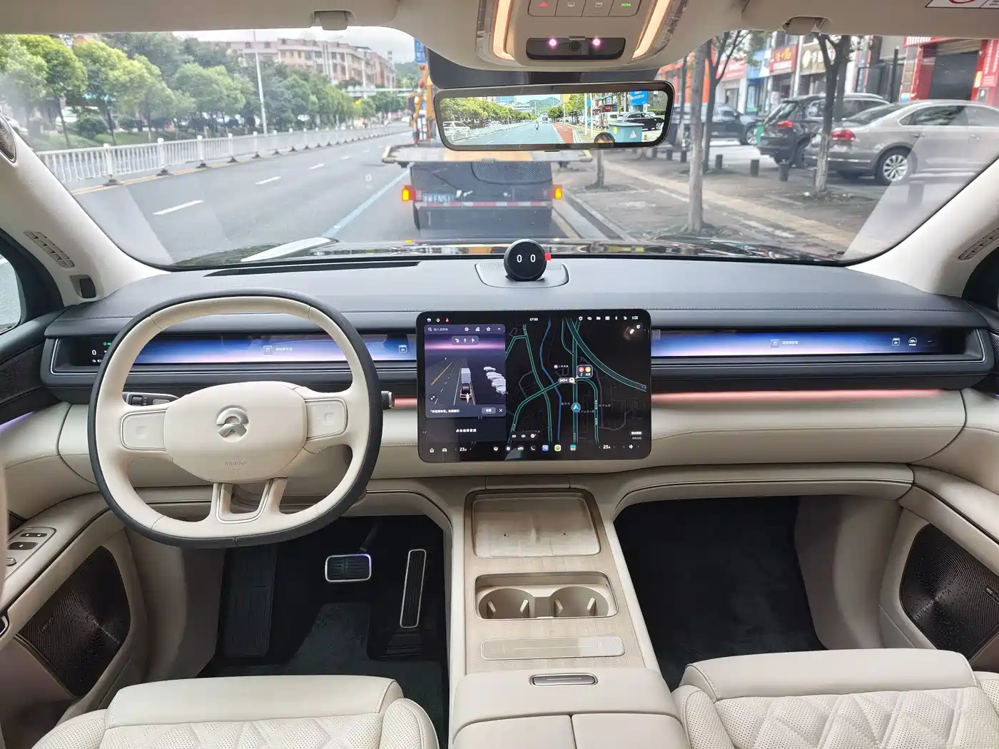 NIO ES8 2026 2025 Model 6-Seat Executive Luxury Edition