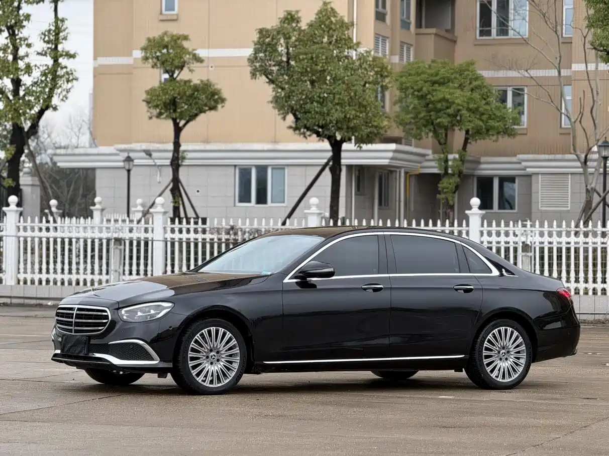 Mercedes-Benz E-Class 2022 E 300 L Luxury фото 4