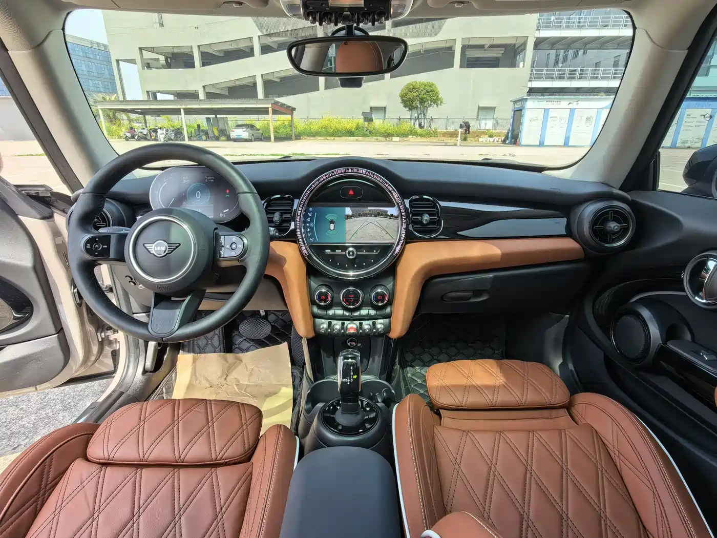 MINI 2022 1.5T COOPER Artist фото 13