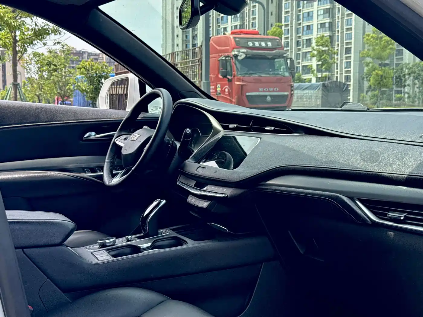 Cadillac XT4 2018 28T FWD Leading Edition фото 7