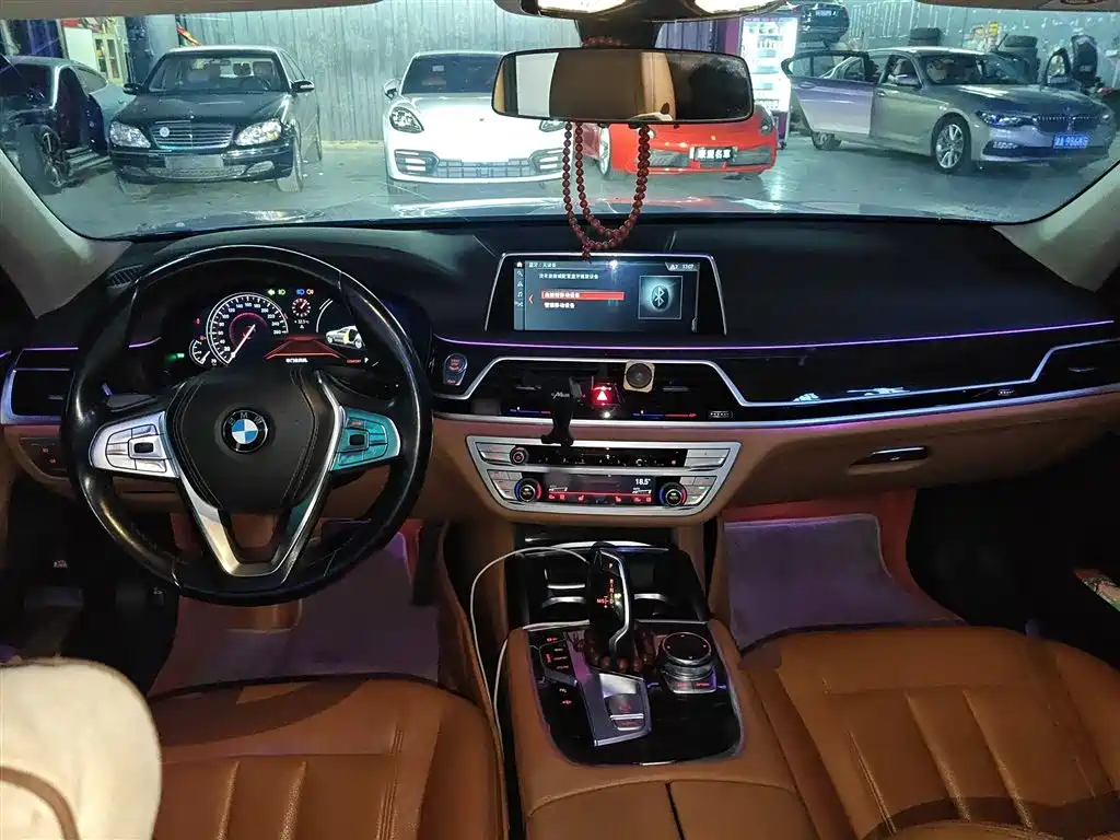 BMW 7 Series 2018 730Li Leading Type Excellence Package фото 13