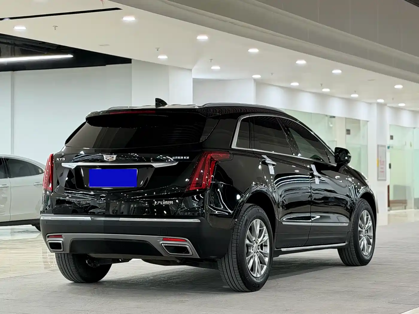 Cadillac XT5 2022 2.0T 2WD Luxury фото 4