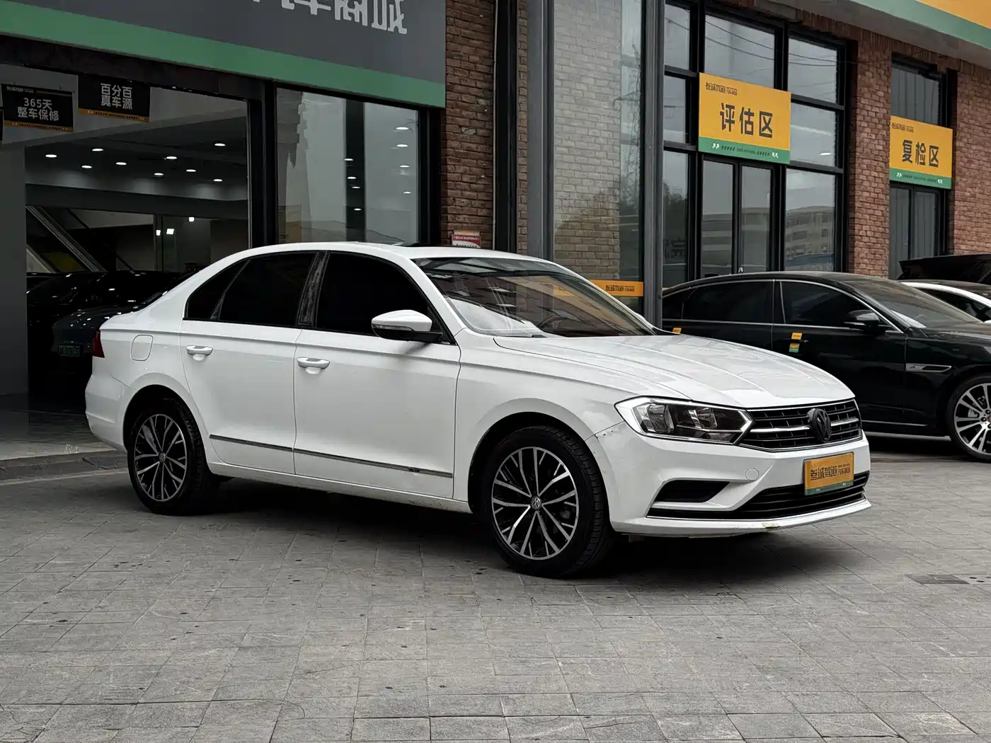 Volkswagen Bora 2019 Bora Legend 1.5L Auto Leading Type China VI фото 3