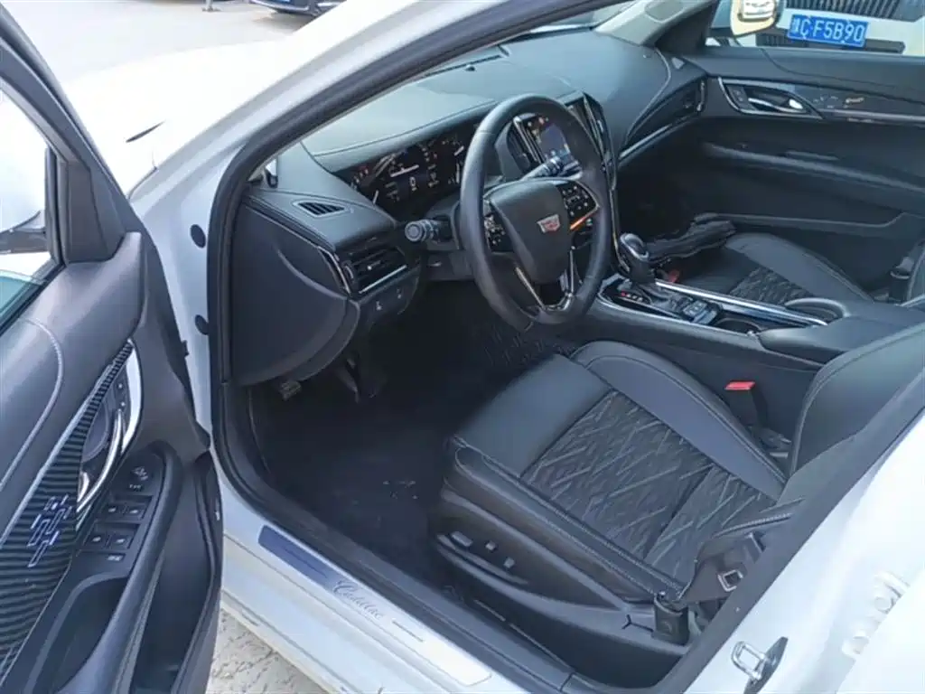Cadillac ATS-L 2017 28T Technology фото 15