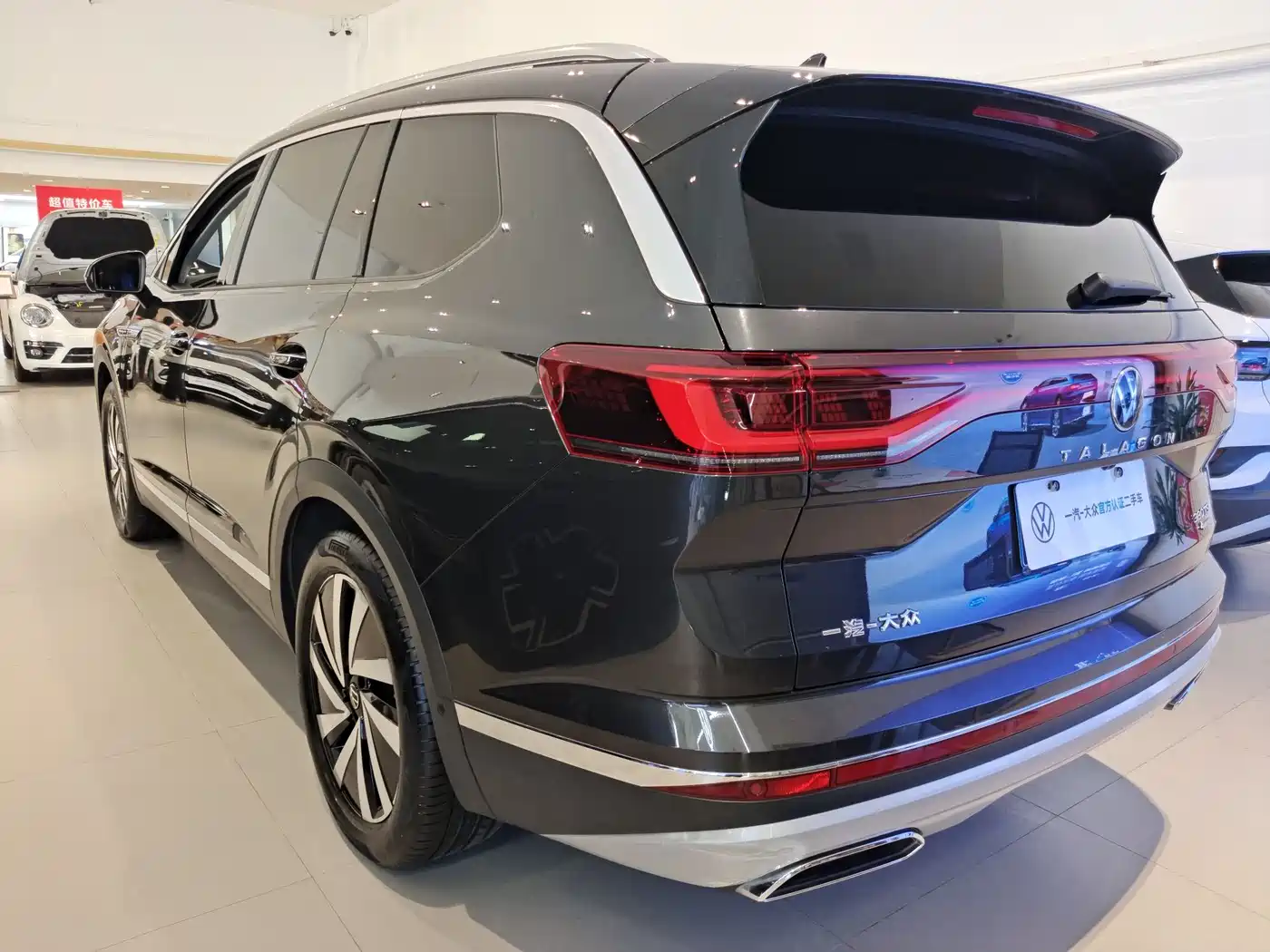 Volkswagen Talagon 2022 380TSI 4WD Luxury Premium Pro Edition 6-seater фото 3